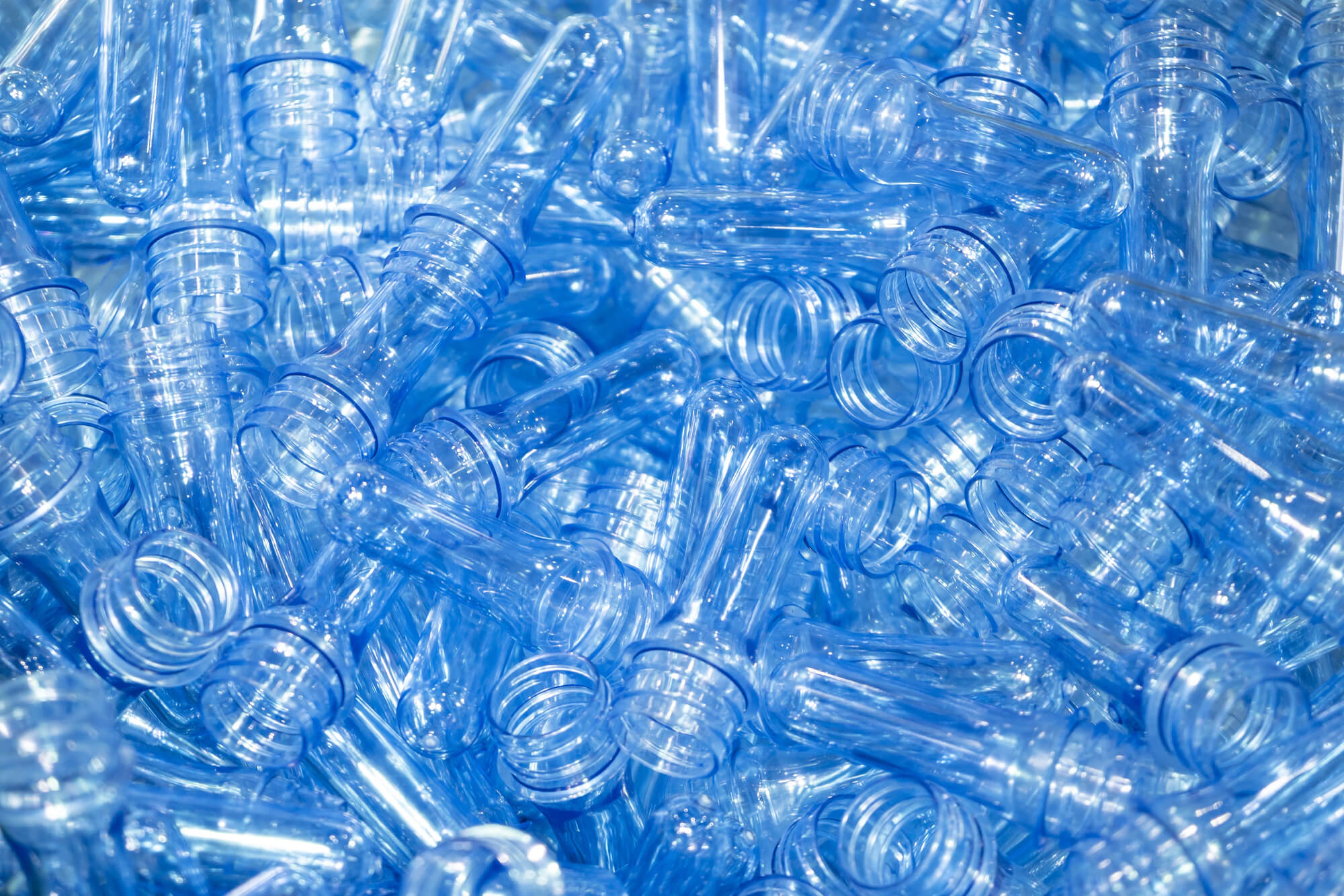Comparing Injection and Compression Molding for High-Volume Production