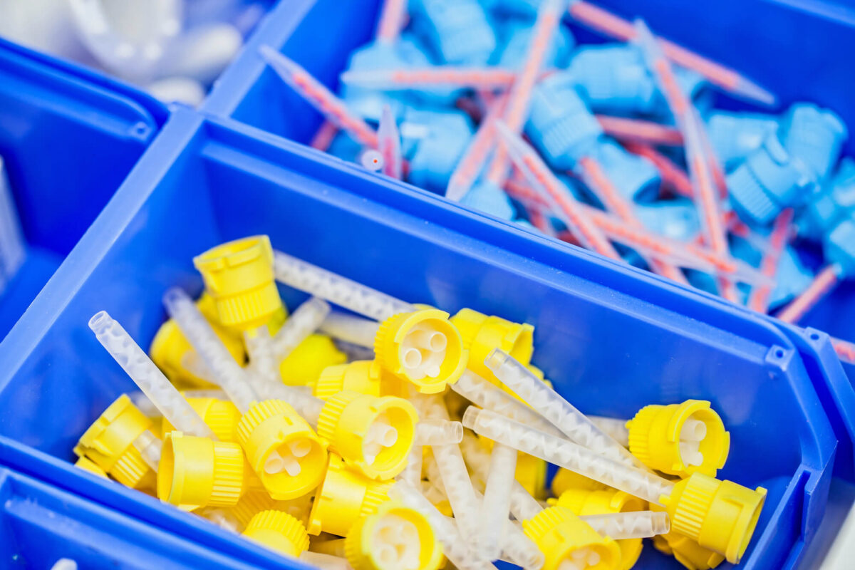 When to Use LSR vs. SSR in Silicone Injection Molding Projects