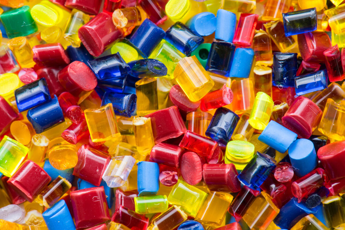Plastic Manufacturing Innovations at Kenvox: Advancing Industry Standards