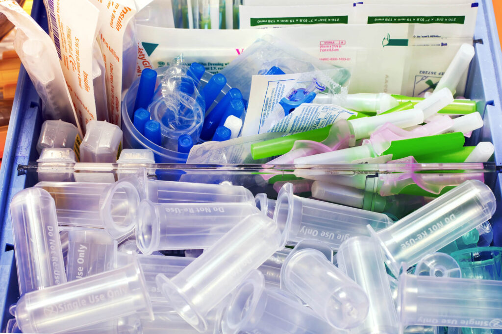 Medical Device Contract Manufacturing: Ensuring Compliance and Quality