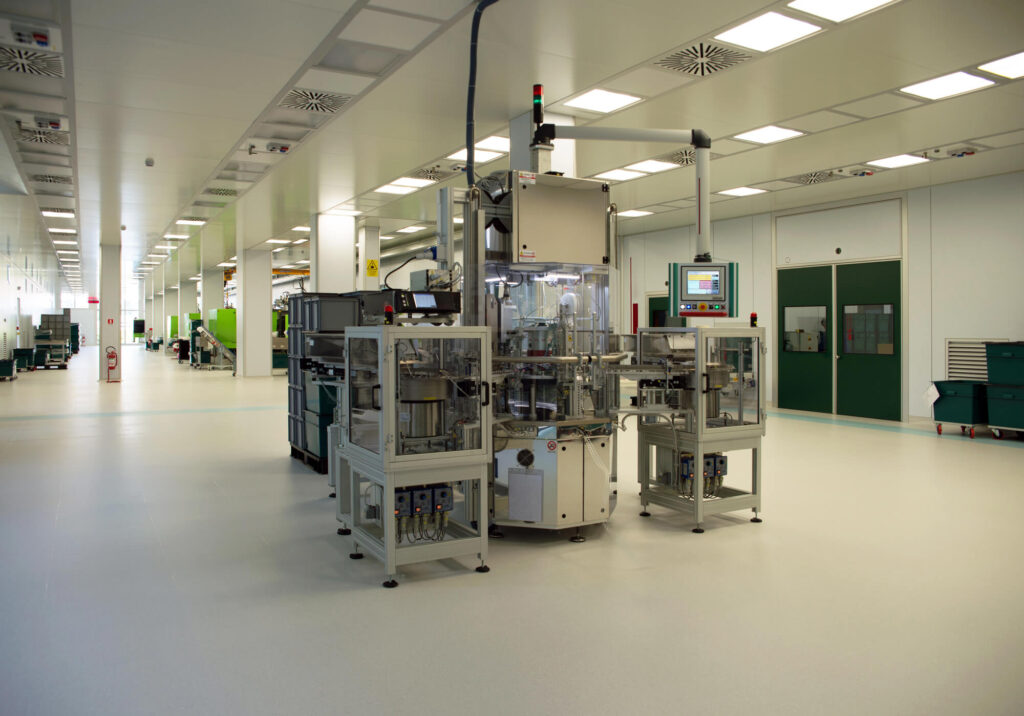 Medical Device Contract Manufacturing: Ensuring Compliance and Quality